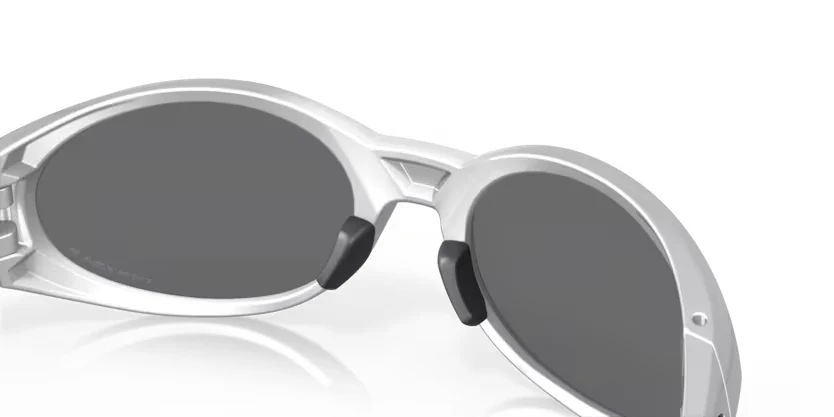 Oakley | OO9438 | Eye Jacket Redux Silver Polarised - Image 6