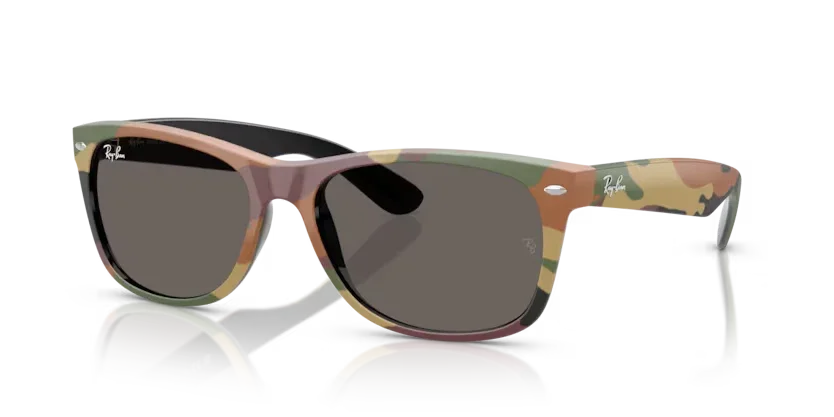 Ray-Ban | 2132 New Wayfarer | Black & Green Camuflage - Image 2